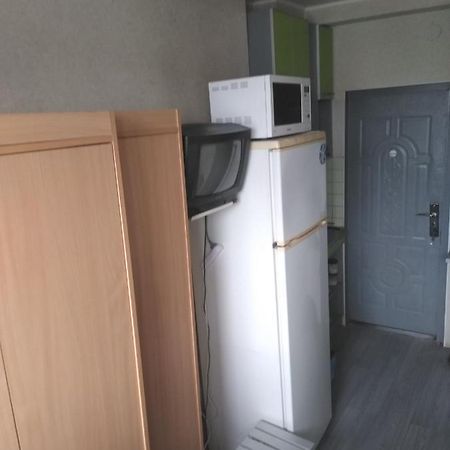Уютная Квартира Недалеко От Южного Вокзала Харків Екстер'єр фото